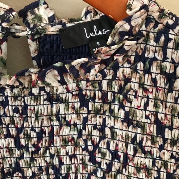 NWT Lulus Smocked Dress Small so lovely 💕 - Picture 4 of 10